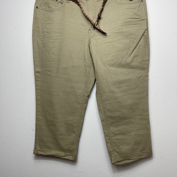 Kaki cropped Capri roll ups with belt - Picture 4 of 6